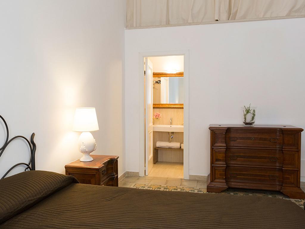 Nonna Jole Bed & Breakfast Lecce Bagian luar foto