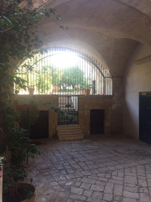 Nonna Jole Bed & Breakfast Lecce Bagian luar foto