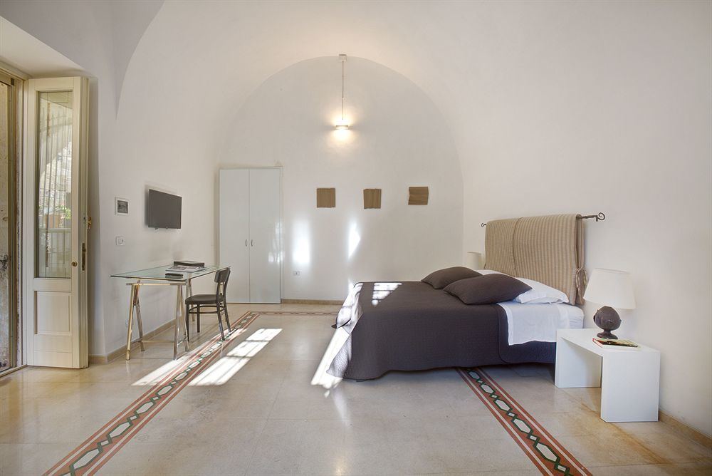 Nonna Jole Bed & Breakfast Lecce Bagian luar foto